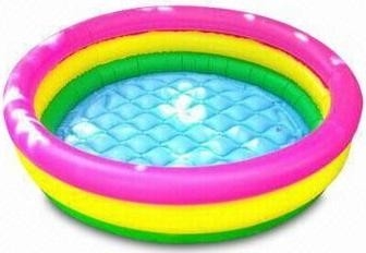 Rainbow PVC Inflatable Swimming Pools With Custom Logo For Bathroom